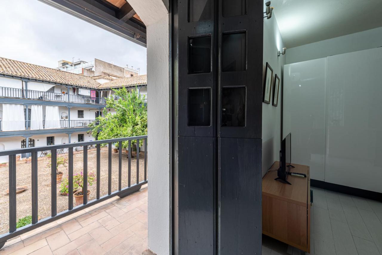 Apartamento En Monumento Historico Nacional Corral Del Conde-Duque De Olivares Sevilla Exteriér fotografie