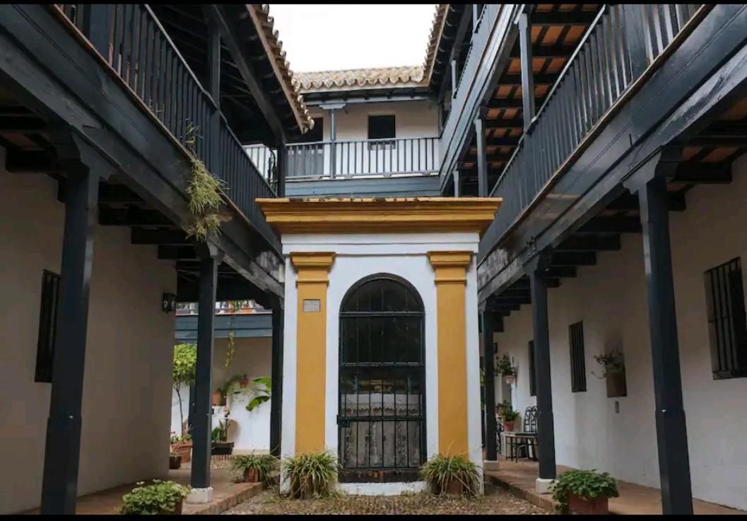 Apartamento En Monumento Historico Nacional Corral Del Conde-Duque De Olivares Sevilla Exteriér fotografie